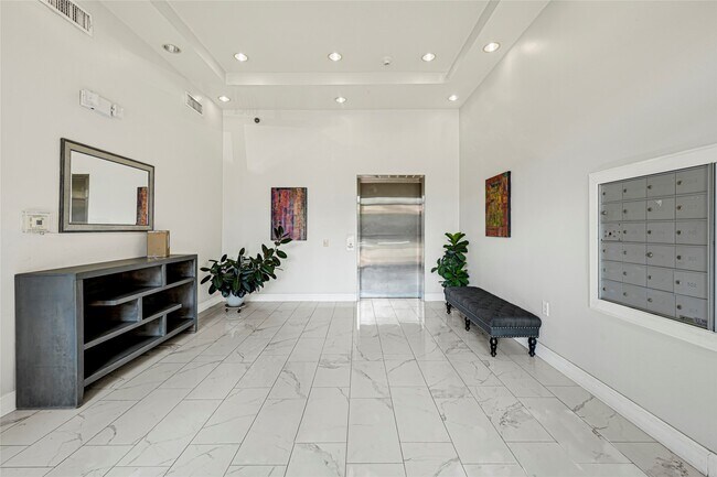 Photo - 1900 Genesee St Unit 310