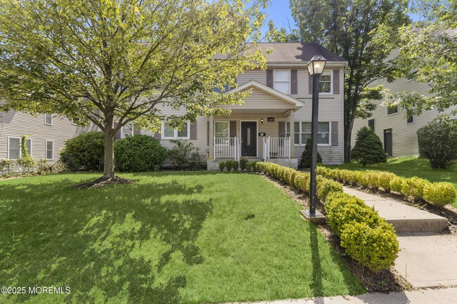 Photo - 39 Lapsley Ln