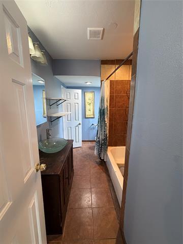 Photo - 1227 Avenue Ave