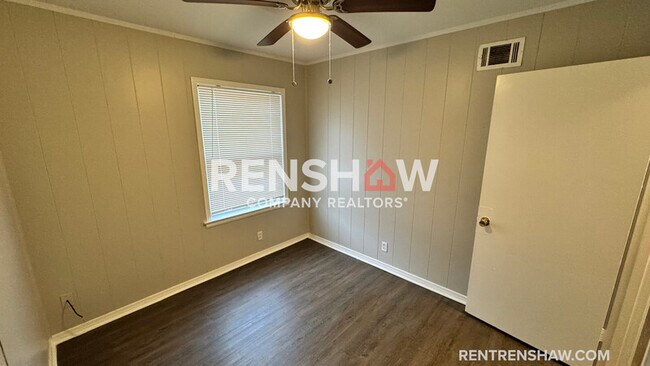 Photo - 1379 Rolling Hills Dr