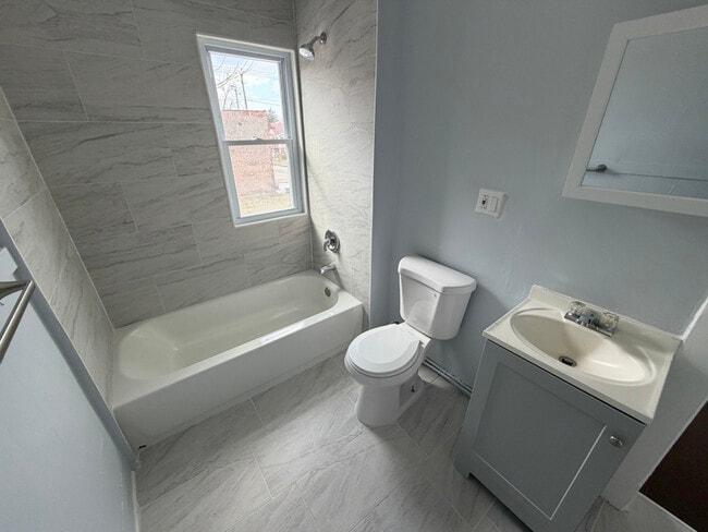 Photo - 12614 Forest Ave Unit 2