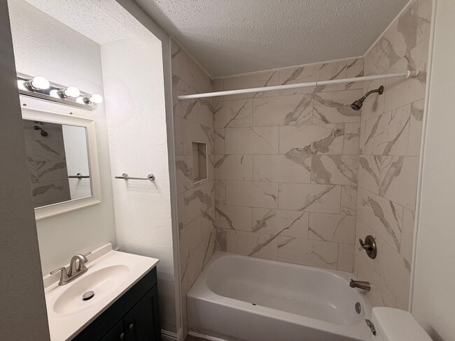 Photo - 1538 Mansfield Dr