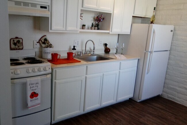 Mountain Plaza Apartments