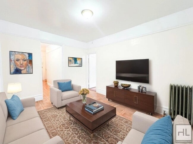 West 190 Street - West 190 Street Apartment Unit 2B