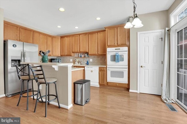 Photo - 41904 Cinnabar Square