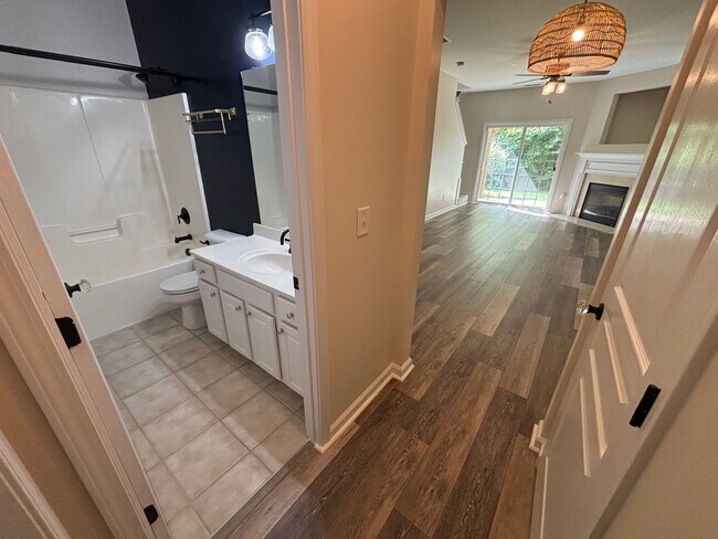 Photo - 190 Cedar Elm Rd