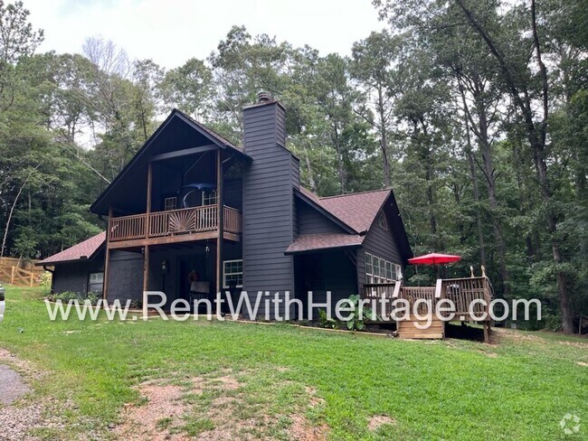 Building Photo - Charming Rustic Cabin Home on 2 Acres / Na...