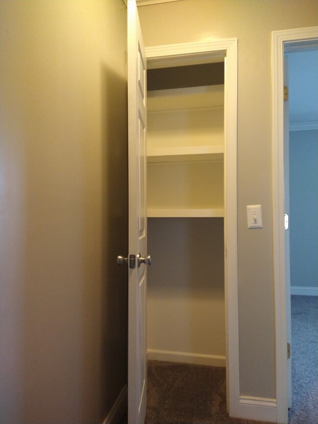 Addison Townhomes Townhomes for Rent Taylors, SC