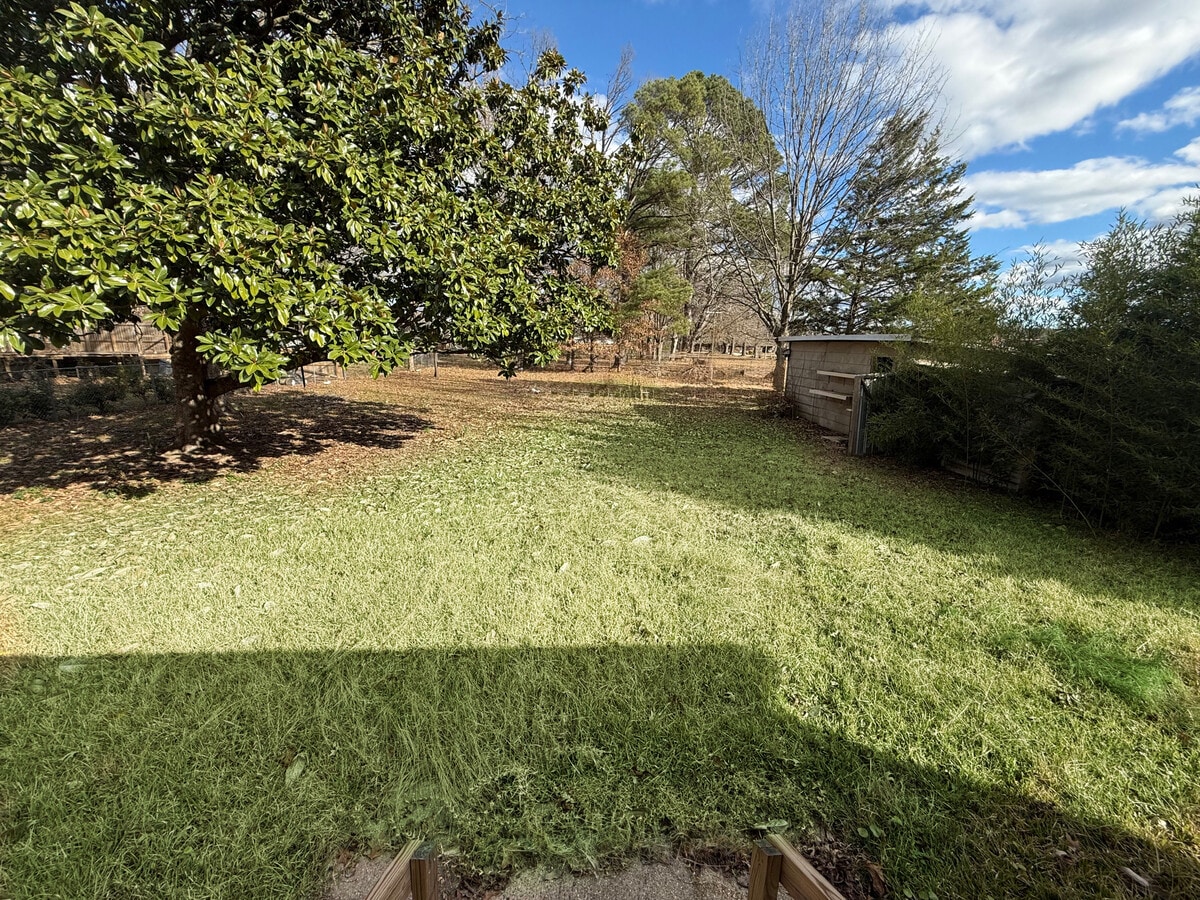 Photo - 119 S Mcsweyn Pl