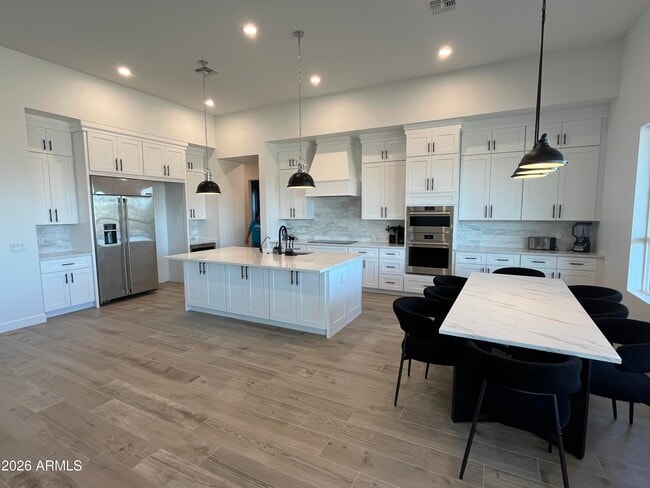 Photo - 20255 W.Highland Ave