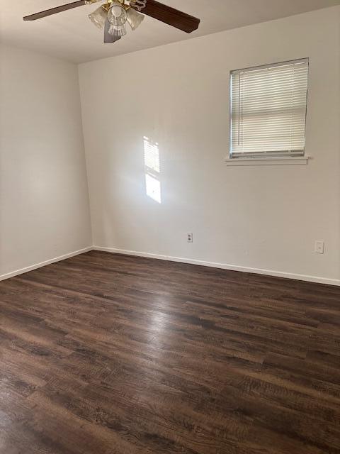 Photo - 403 Teak Ave