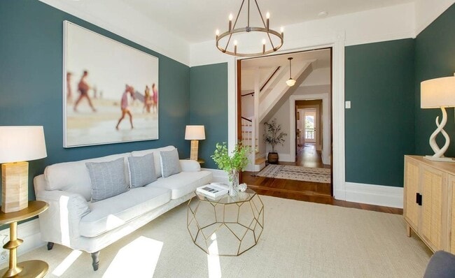 Photo - 2253 Clinton Ave