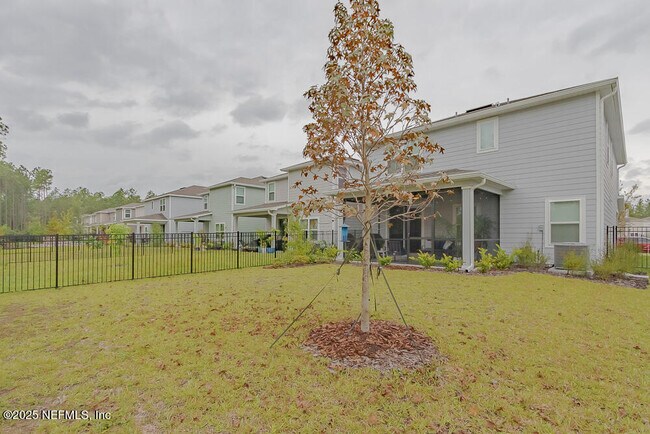 Photo - 217 Tower Ct