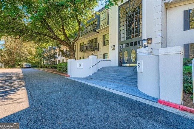 Photo - 3302 Pine Heights Dr NE