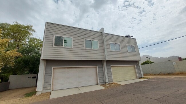 Photo - 1728 E Ocotillo Rd