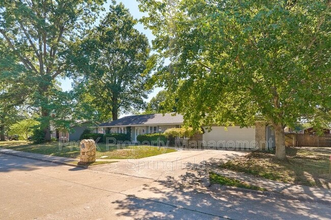 Photo - 5519 S Dollison Ave
