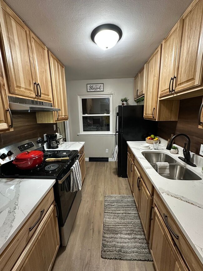 Photo - 1126-1128 Byron Ave. Apartamento Unidad 1126 Byron Ave.