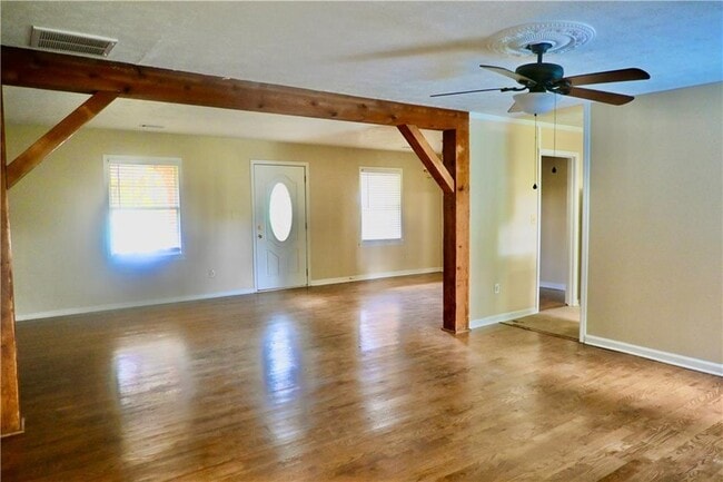 Photo - 4624 Burns Rd NW