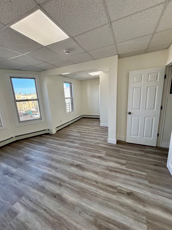 Photo - 7 Franklin Ave