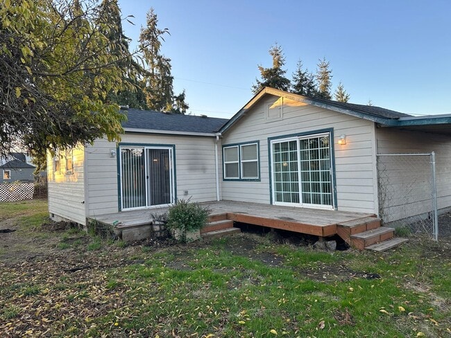 Photo - Updated 2 bedroom, 1 bath house in Springfield!