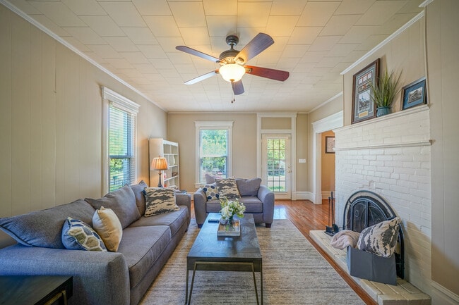 Photo - Oaklawn Weekender