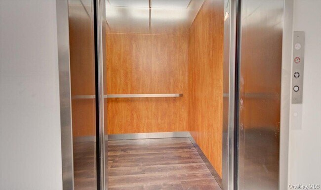 Photo - 157-161-161 Post Ave Unit 305