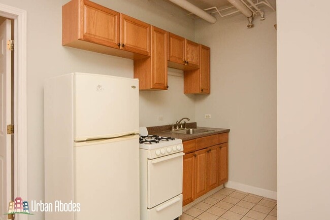 Photo - 2836 N Burling St Unit M03B