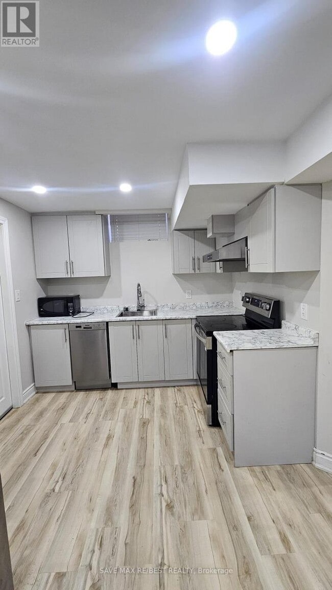 Photo - 1 O'Connor Ln