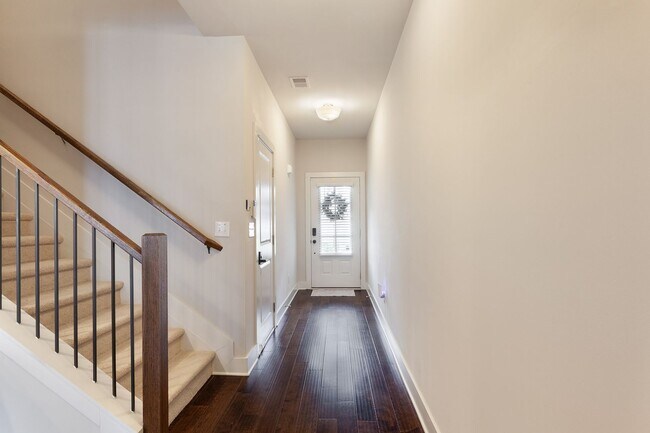 Photo - Modern Living in Heights at Grant Park – Prime Atlanta Location Near BeltLine & East Atlanta Village