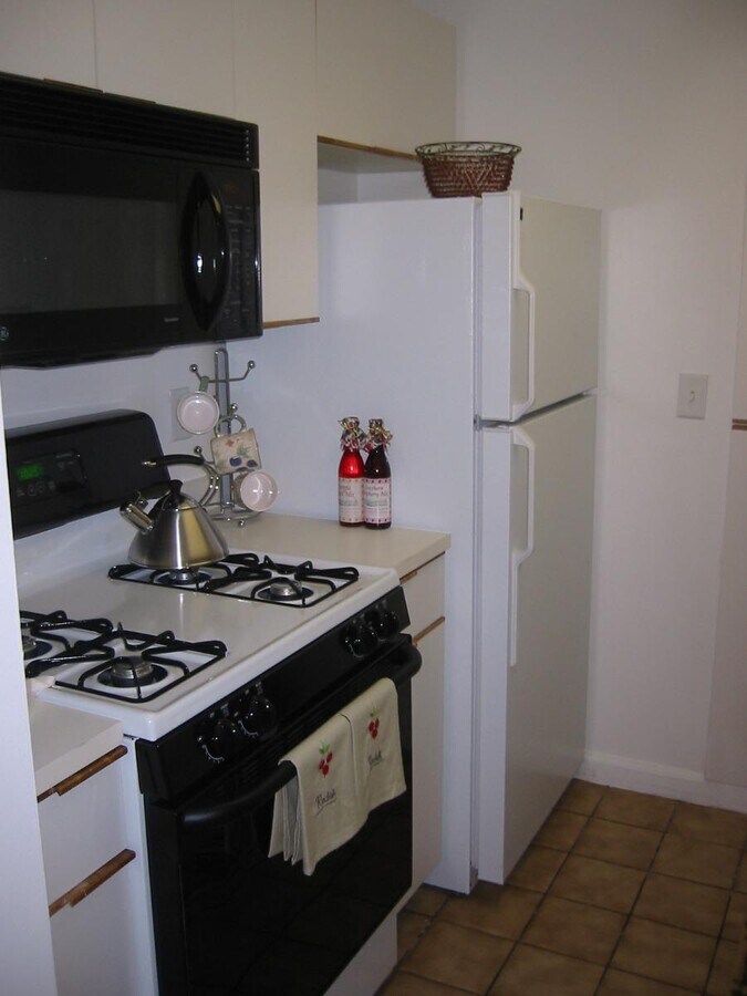 Photo - 2 bedroom in Boston MA 02467