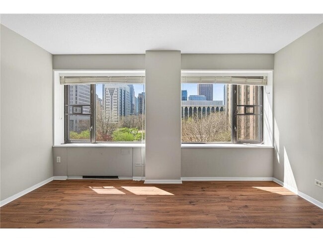 Building Photo - 19 S 1st St Unit B407