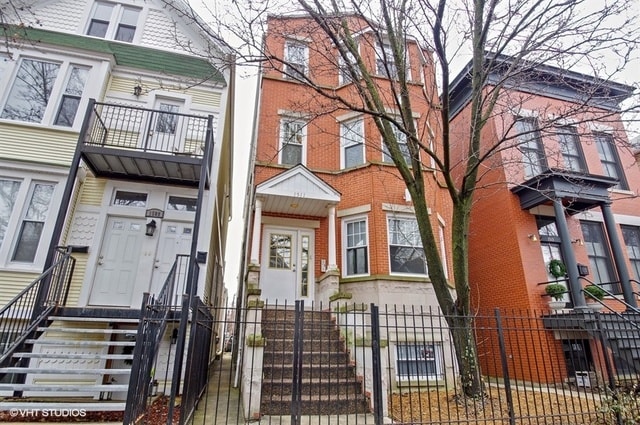 Photo - 1511 W Wellington Ave Condo Unit 2
