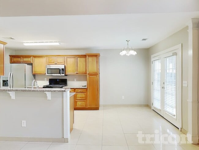 Photo - 2098 Clearvista Dr NW