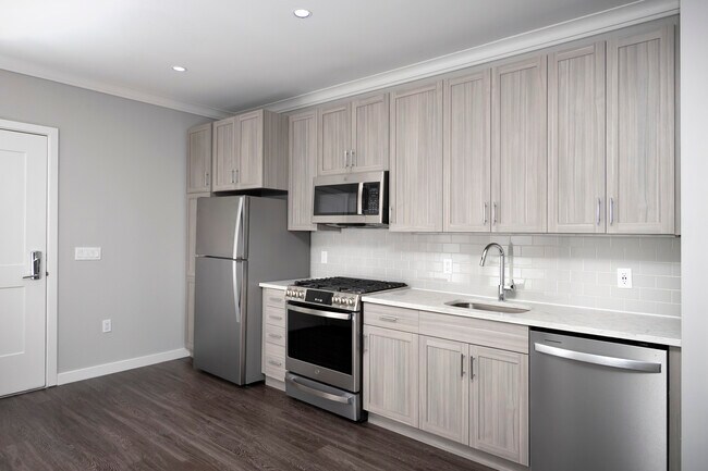 Photo - Fairfield Metro at Mineola