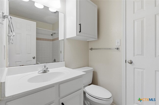 Photo - 115 Crest Dr