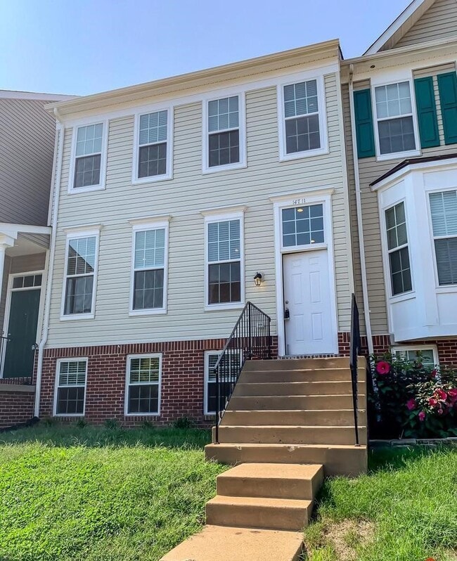 Front - 14711 Beaumeadow Dr