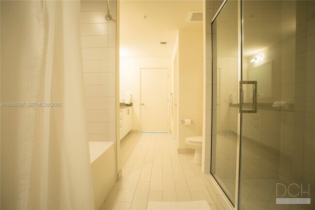 Photo - 999 SW 1st Ave Unidad 2915
