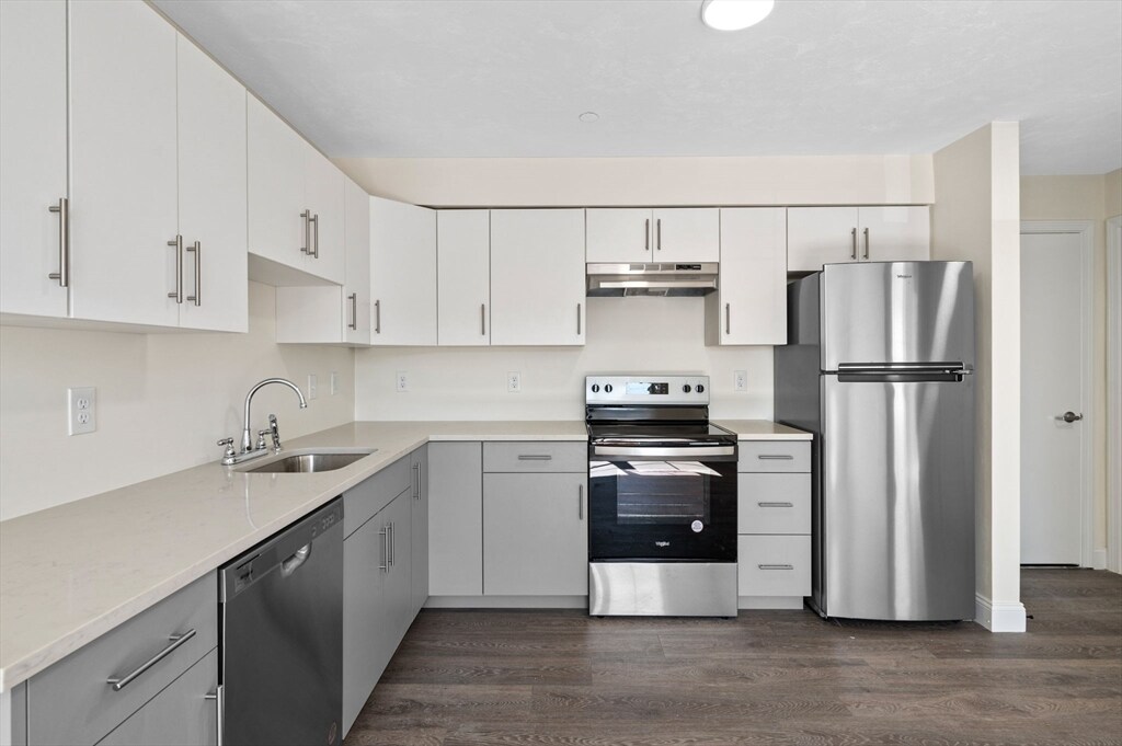 Photo - 472 Essex St Apartment Unit 203