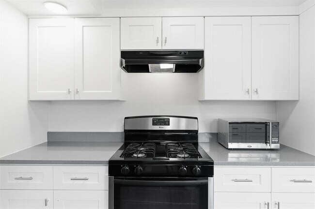Photo - 6108 Cherrylawn Cir
