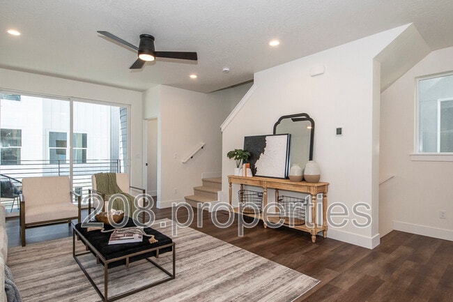 Photo - 479 E Violets Cv Ln