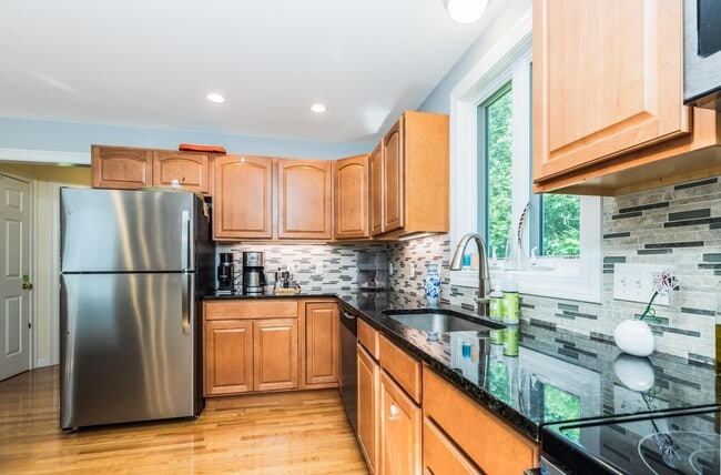 Photo - 12 Woodside Dr