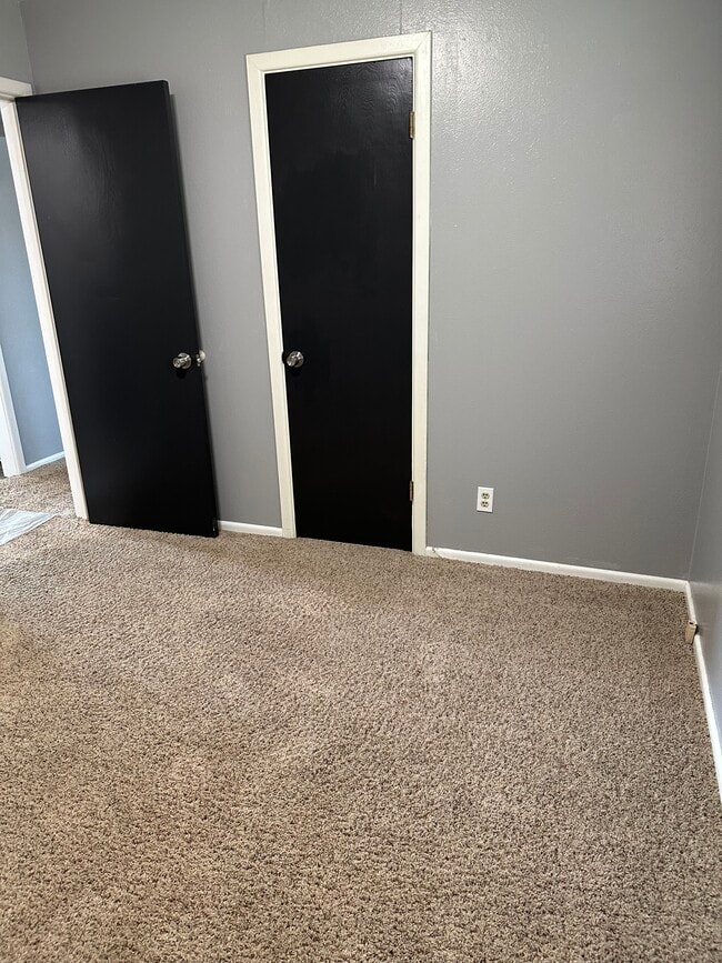 Photo - 4034 Hooper Dr