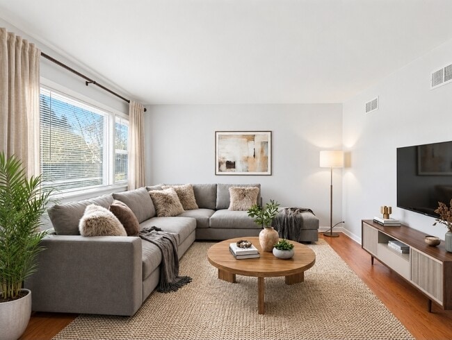 Photo - 2232 N Harlem Ave