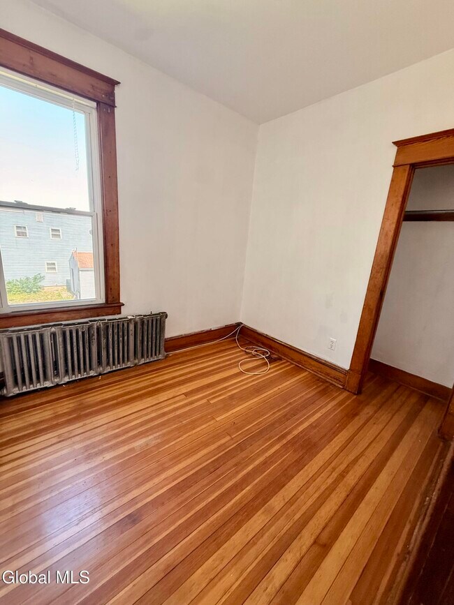 Photo - 154 Spring St Unit 2