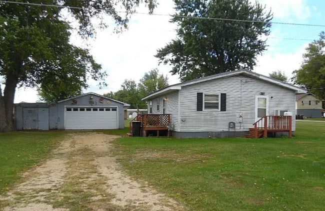 Building Photo - Spacious 2-Bedroom Home in Fulton!