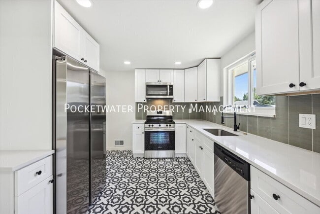 Photo - 305 W Geneseo St Unidad A