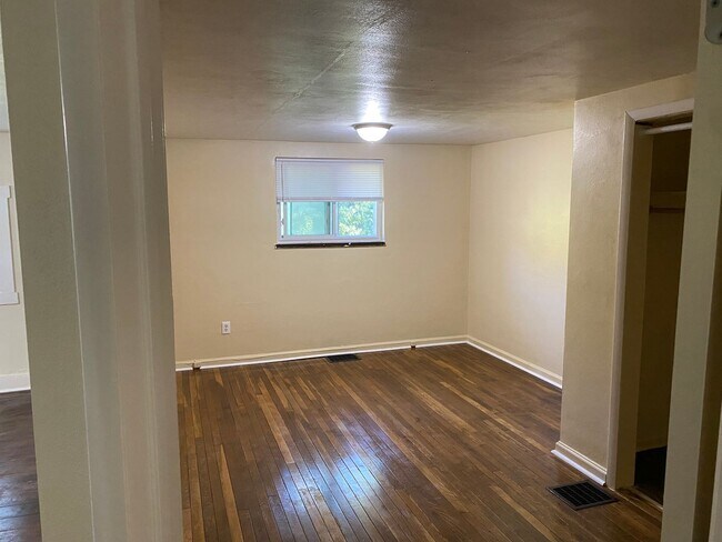 Photo - 350 1/2 Hacker Unidad Apt 1 (A) 350 1/2 Hacker Rd