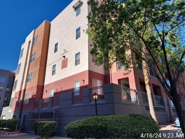 Building Photo - 35 E Agate Ave Unit 209 Rental