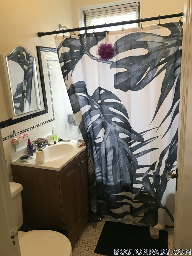 Photo - 63 Fellsway W Unit 18