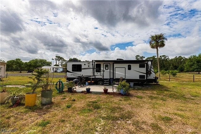 Building Photo - 17861 Palm Creek Dr